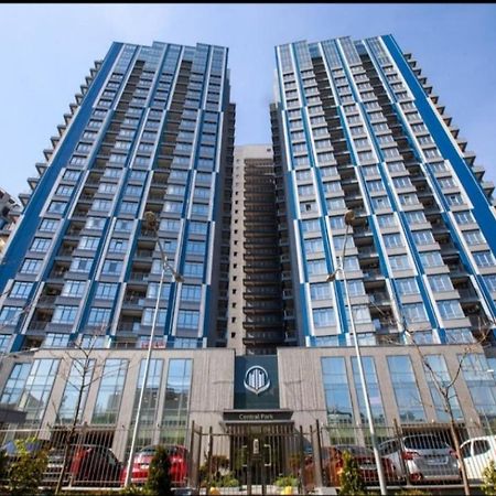 קייב Petrovdom Apartaments 8-188 In Rc Central Park, 7 John Mccain Street מראה חיצוני תמונה